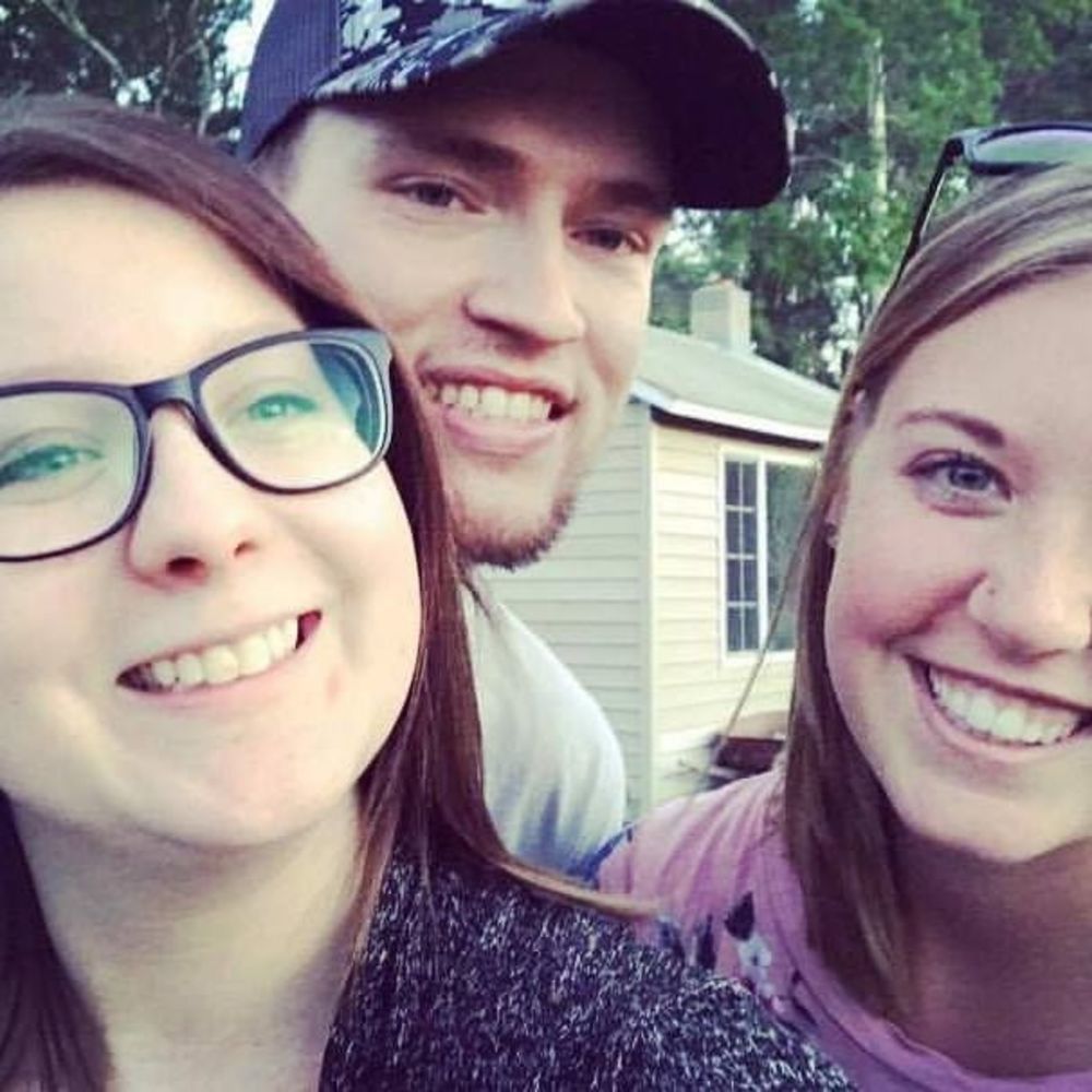 Meet your Posher, Ali